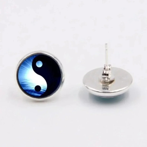 Yin Yang Zen Blue White Black Glass Cabochon Round Silver Plated Stud Earrings - Picture 2 of 3